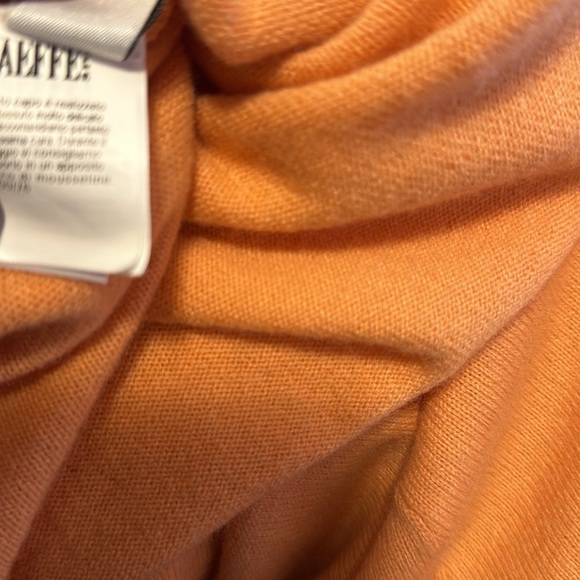 Moschino Peach Orange Cashmere Sweater Thread Spool Hanger Scissors RARE - Picture 13 of 13